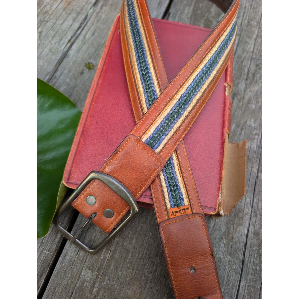 Vintage Levis Leather Belt; Retro 70s 80s Belt